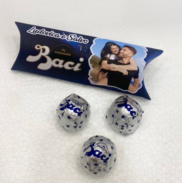 Baci Perugina Personalizzati con Foto e testo, Cioccolatini, regalo San Valentino, idea regalo per lui e lei - immagine 3